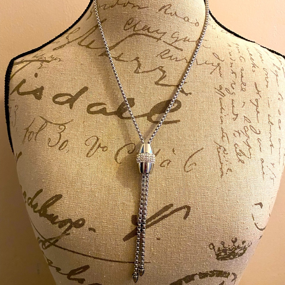 Bolo style silver necklace with rhinestones